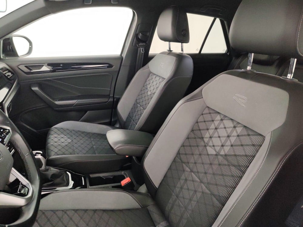 Volkswagen T-Roc usata a Massa-Carrara (9)