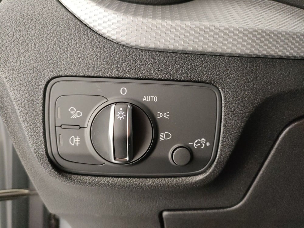 Audi Q2 nuova a Napoli (11)