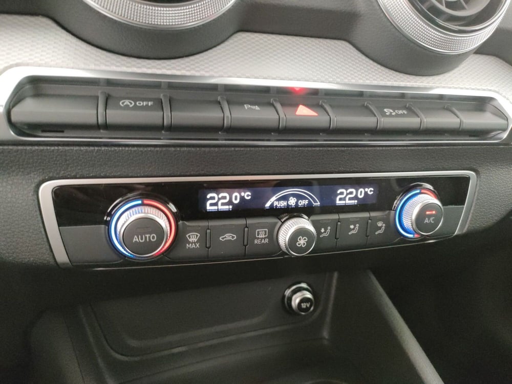 Audi Q2 nuova a Napoli (16)