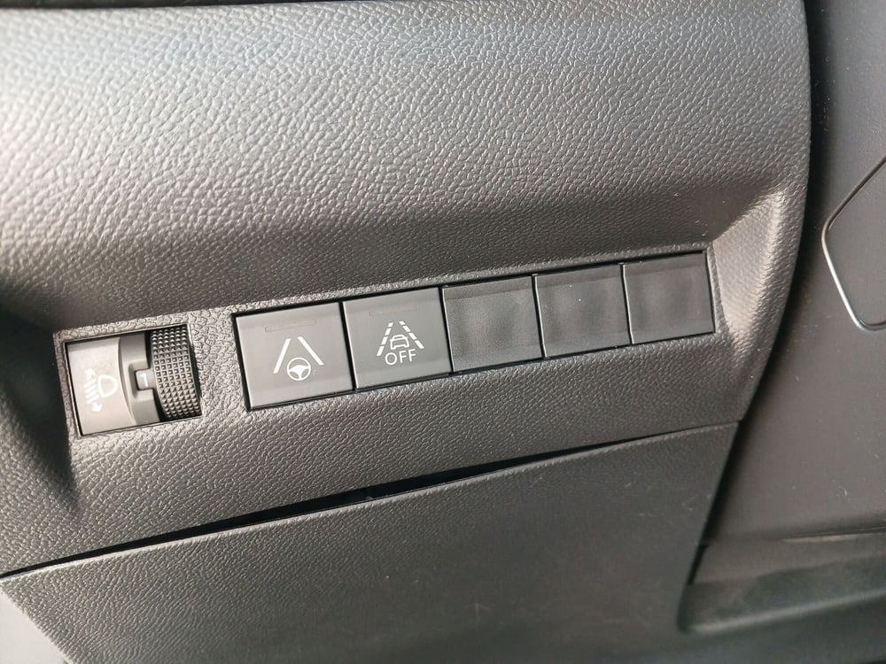 Peugeot 2008 usata a Belluno (10)