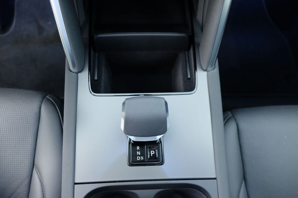 Land Rover Discovery Sport usata a Mantova (14)