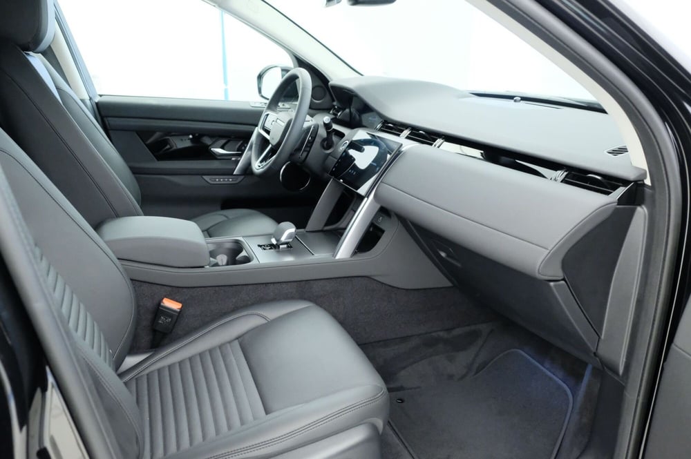 Land Rover Discovery Sport usata a Mantova (3)