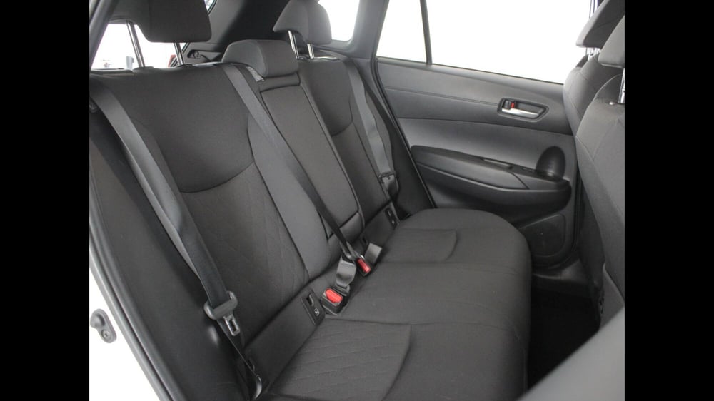 Toyota Corolla Cross Hybrid usata a Palermo (8)