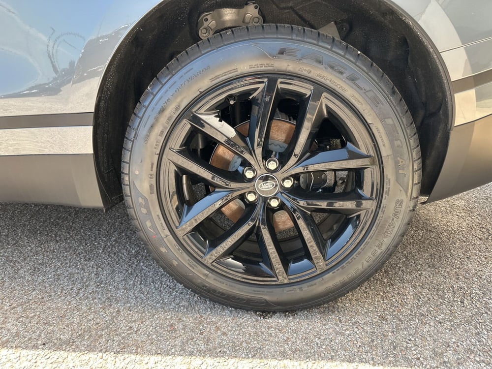 Land Rover Range Rover Velar nuova a Arezzo (9)