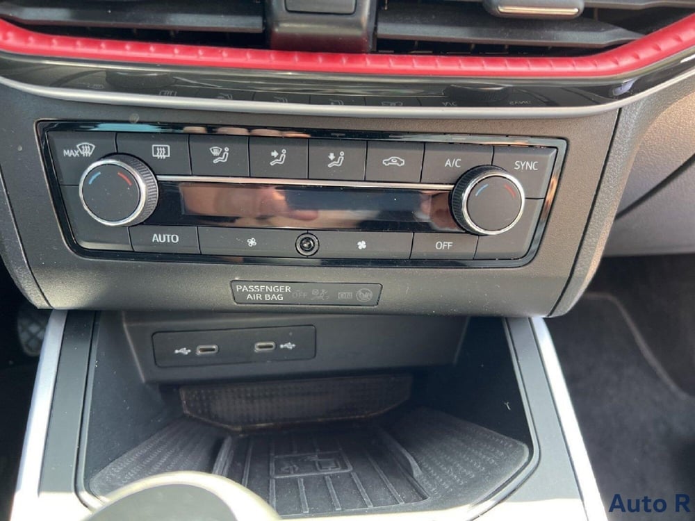 SEAT Arona usata a Potenza (14)
