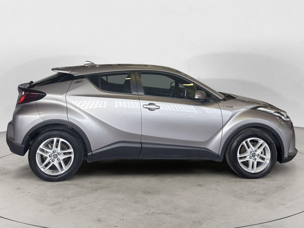Toyota Toyota C-HR usata a Monza e Brianza (6)