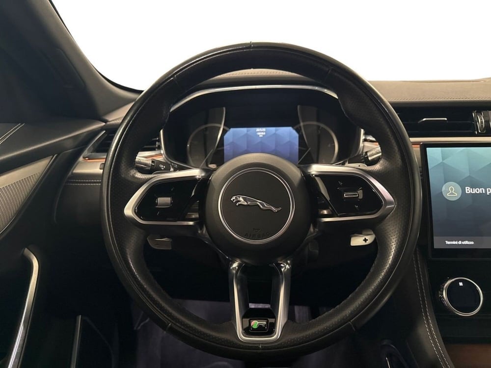 Jaguar F-Pace usata a Prato (10)