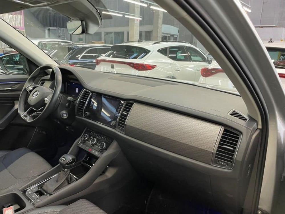 Skoda Kodiaq usata a Avellino (5)