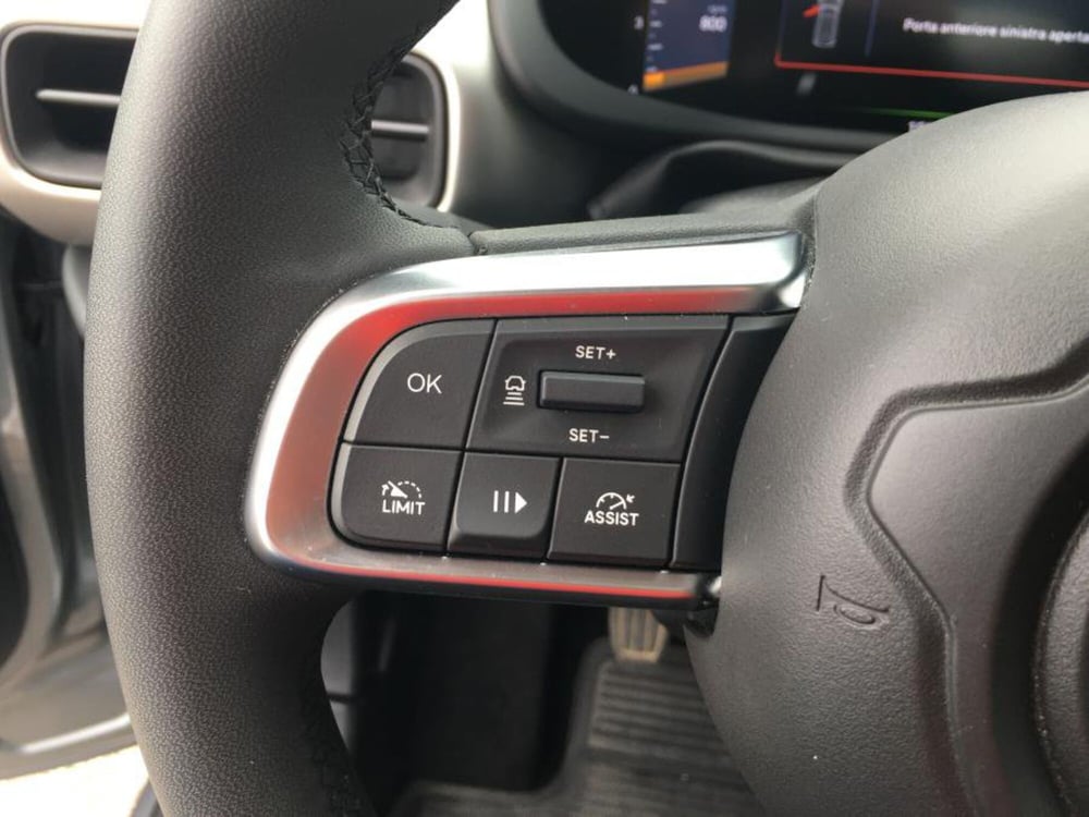 Jeep Avenger usata a Cuneo (19)
