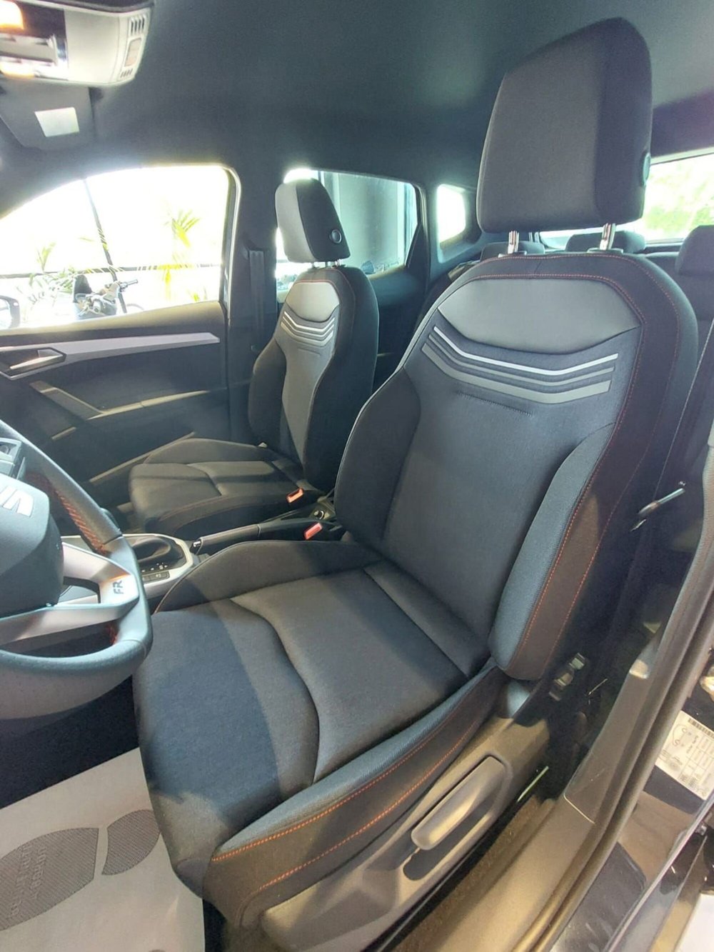SEAT Arona nuova a Frosinone (10)