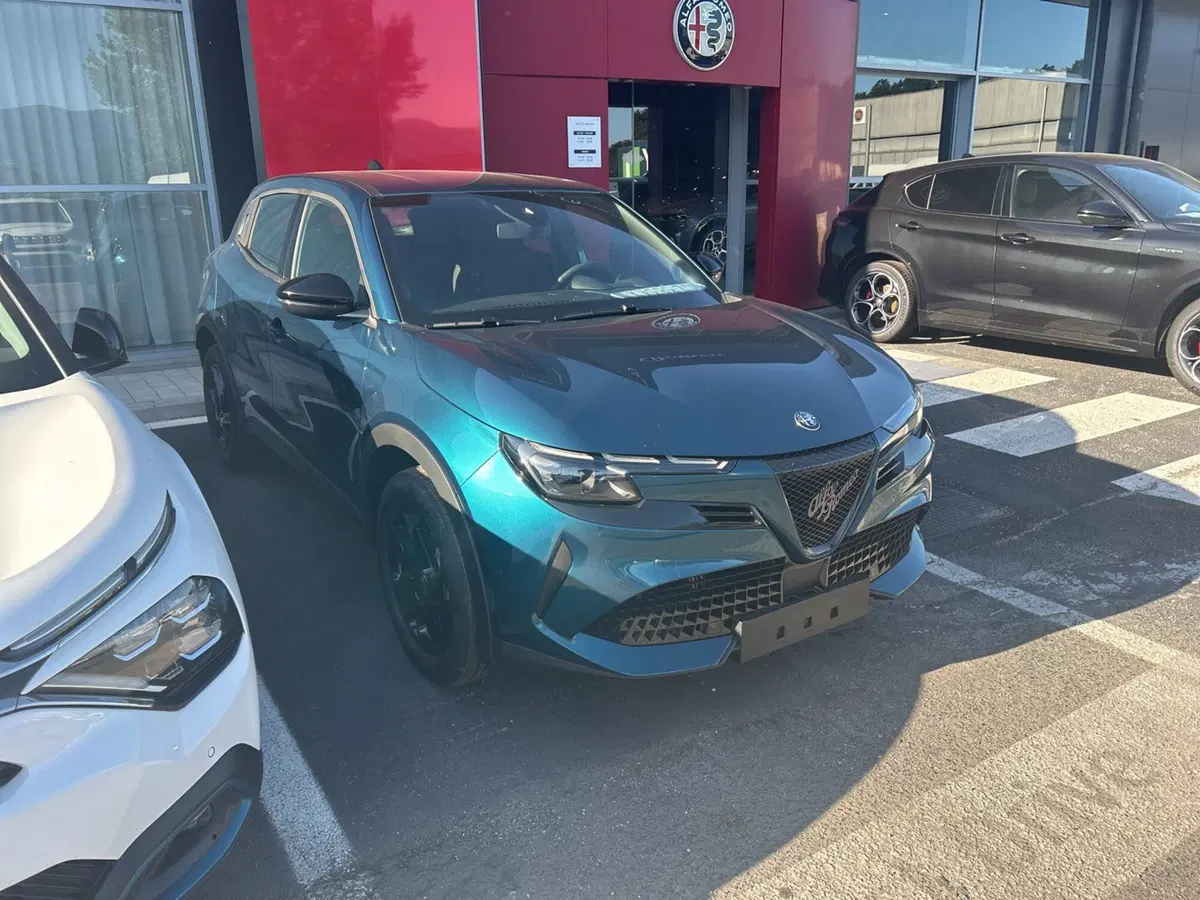 Alfa Romeo Junior nuova a Frosinone (2)