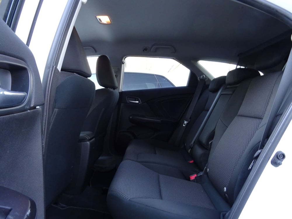 Honda Civic Station Wagon usata a Venezia (12)
