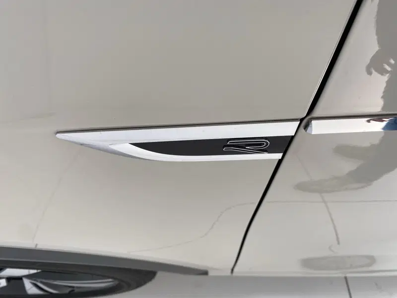 Volkswagen T-Roc nuova a Lodi (11)