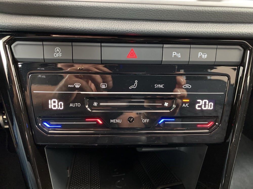 Volkswagen T-Roc nuova a Lodi (13)
