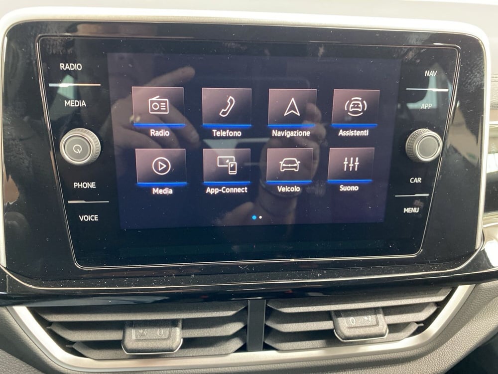 Volkswagen T-Roc nuova a Lodi (15)