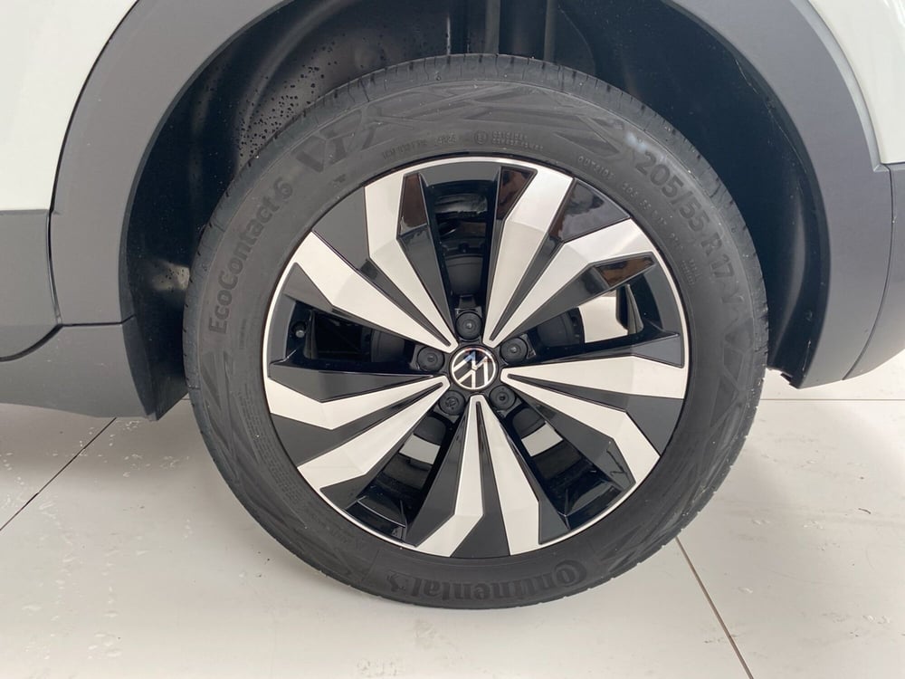 Volkswagen T-Cross nuova a Lodi (10)