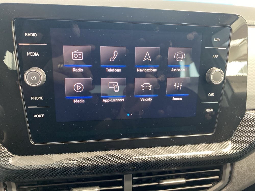 Volkswagen T-Cross nuova a Lodi (13)