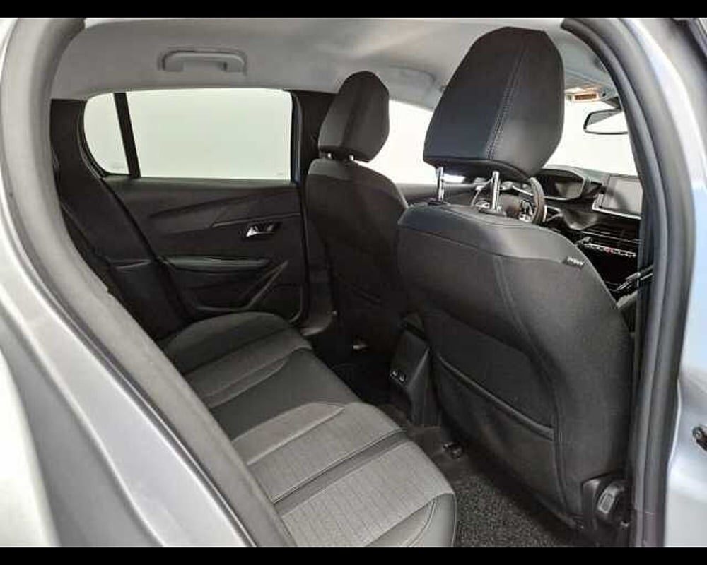Peugeot 208 usata a Milano (12)
