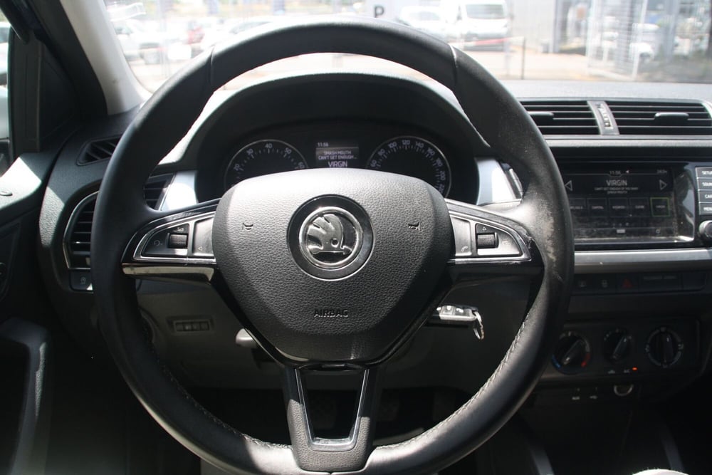 Skoda Fabia usata a Catania (12)