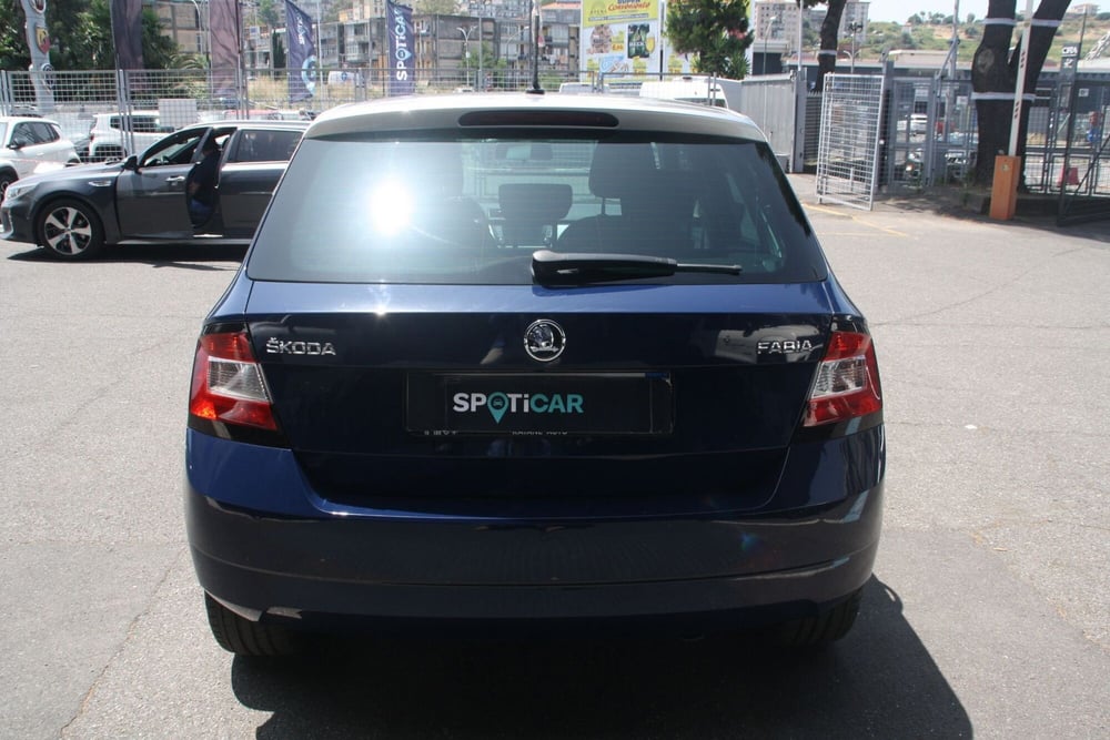 Skoda Fabia usata a Catania (6)