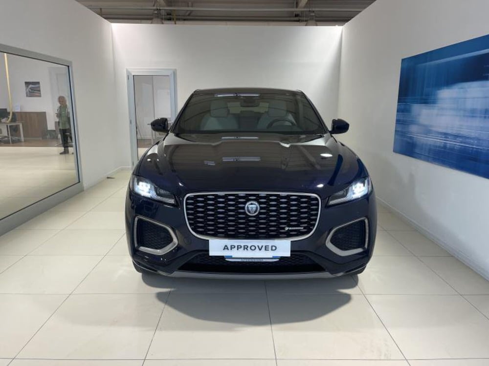 Jaguar F-Pace usata a Venezia (3)