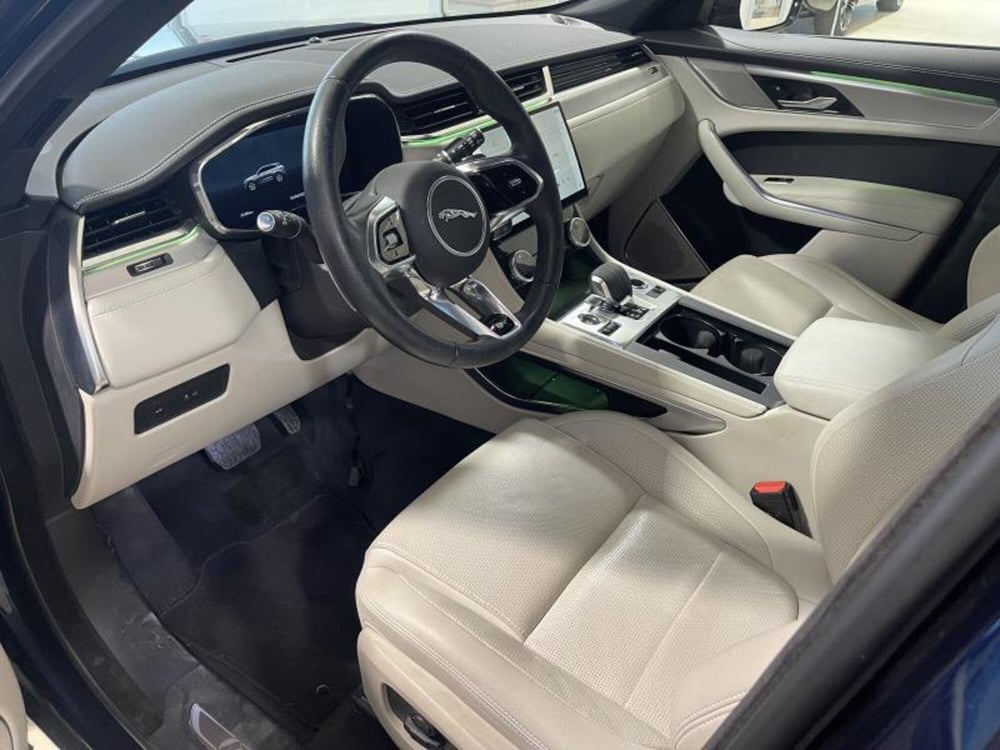 Jaguar F-Pace usata a Venezia (8)