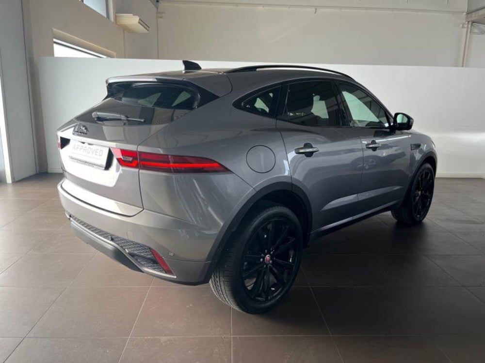 Jaguar E-Pace usata a Venezia (2)