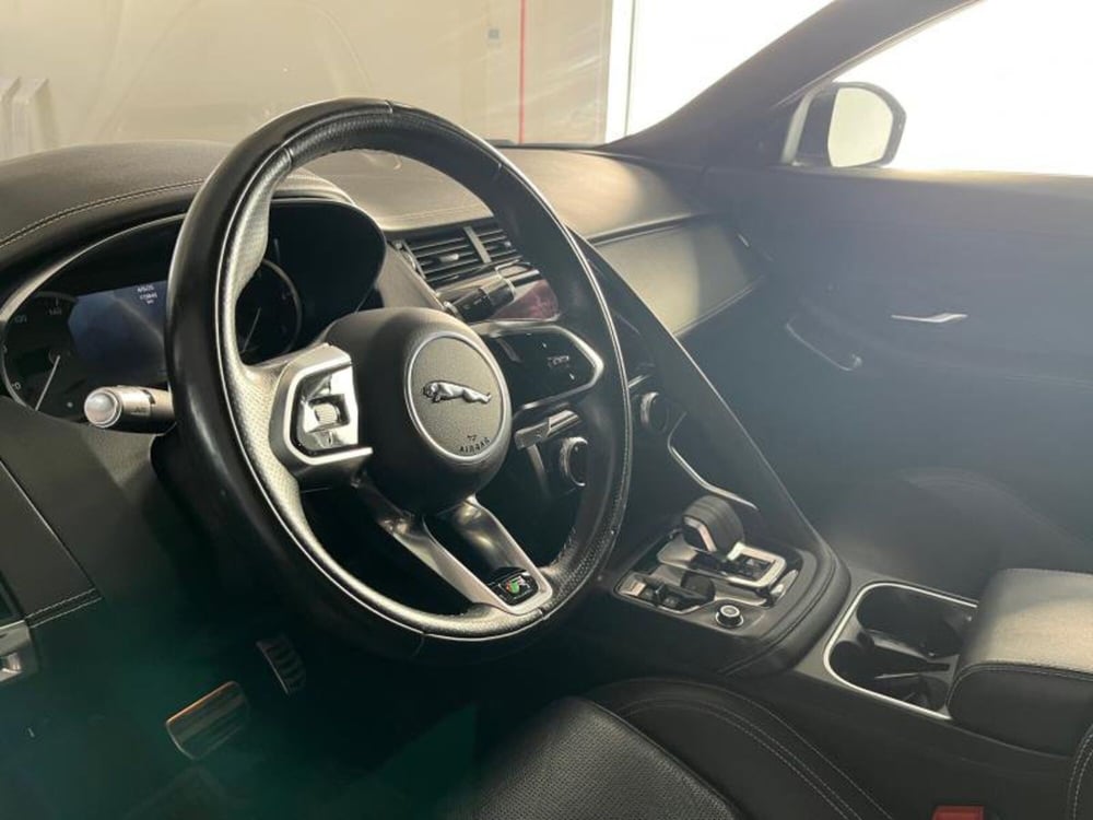Jaguar E-Pace usata a Venezia (7)
