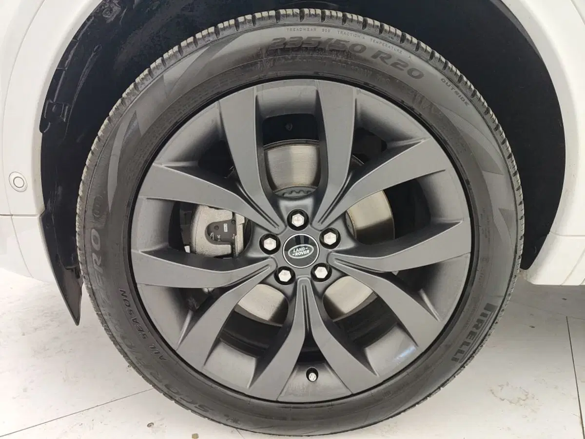 Land Rover Discovery Sport usata a Ragusa (9)