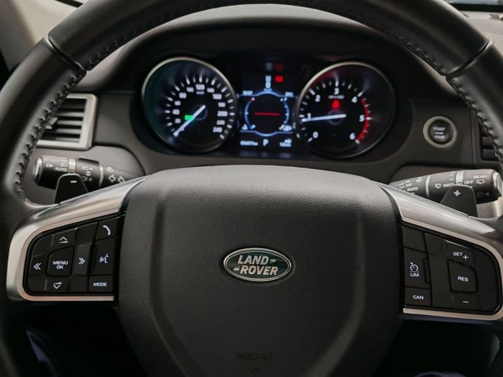 Land Rover Discovery Sport usata a Novara (10)
