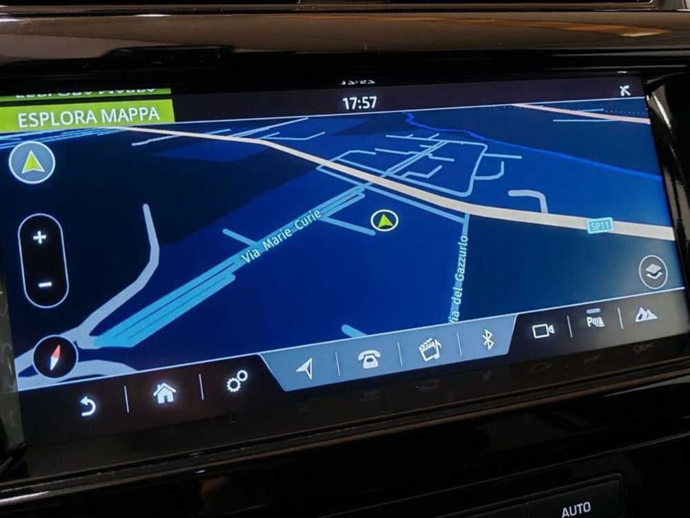 Land Rover Discovery usata a Novara (14)