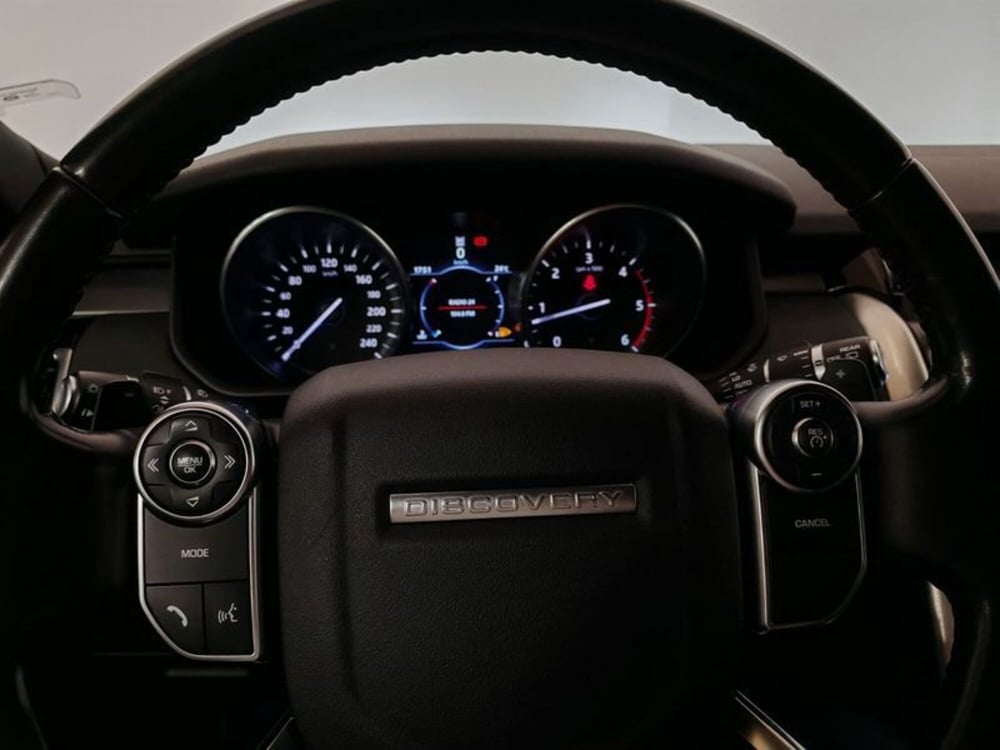 Land Rover Discovery usata a Novara (9)
