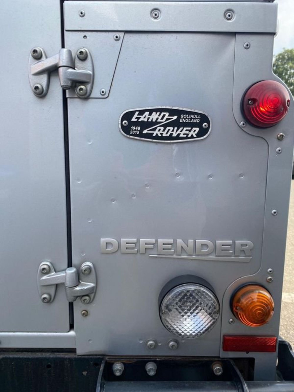 Land Rover Defender usata a Novara (11)