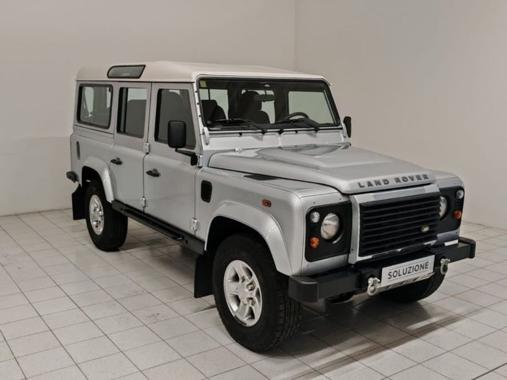 Land Rover Defender usata a Novara (18)