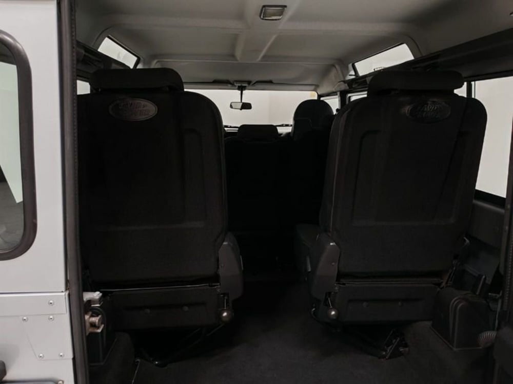 Land Rover Defender usata a Novara (7)