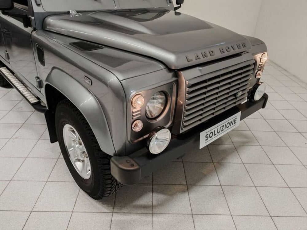 Land Rover Defender usata a Novara (13)