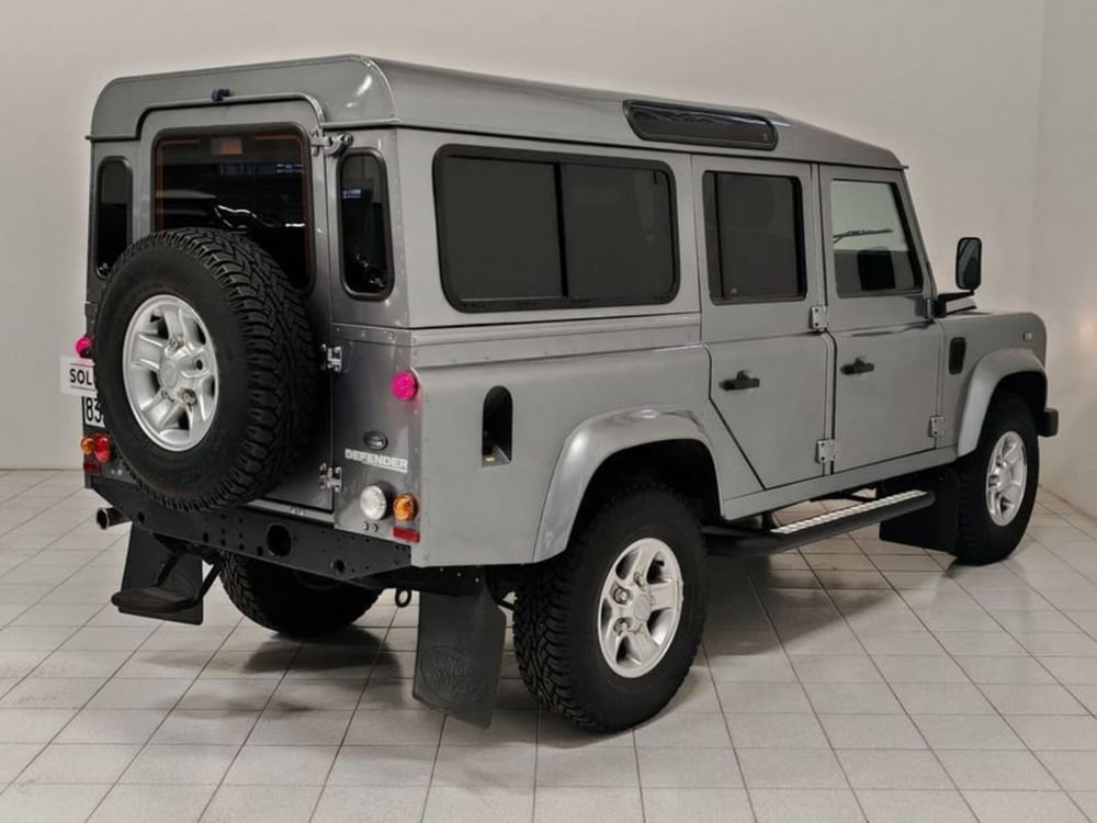 Land Rover Defender usata a Novara (2)