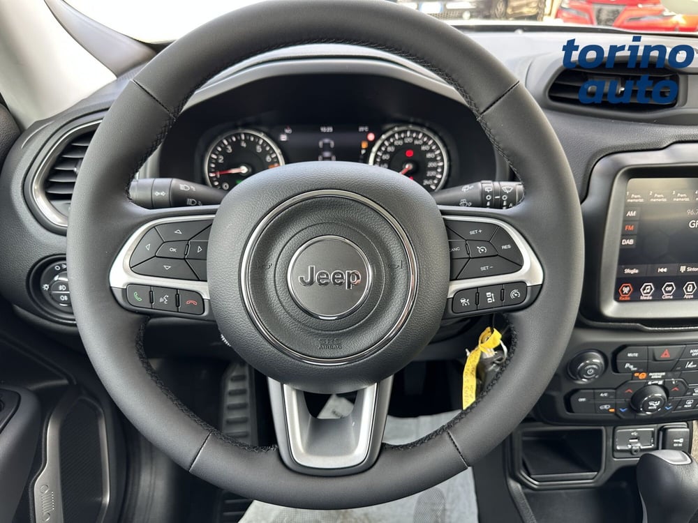 Jeep Renegade nuova a Torino (17)