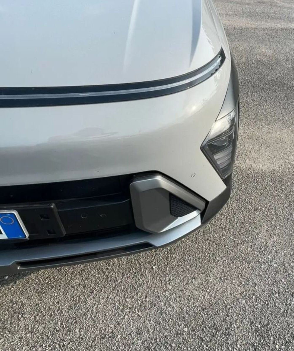 Hyundai Kona usata a Latina (7)