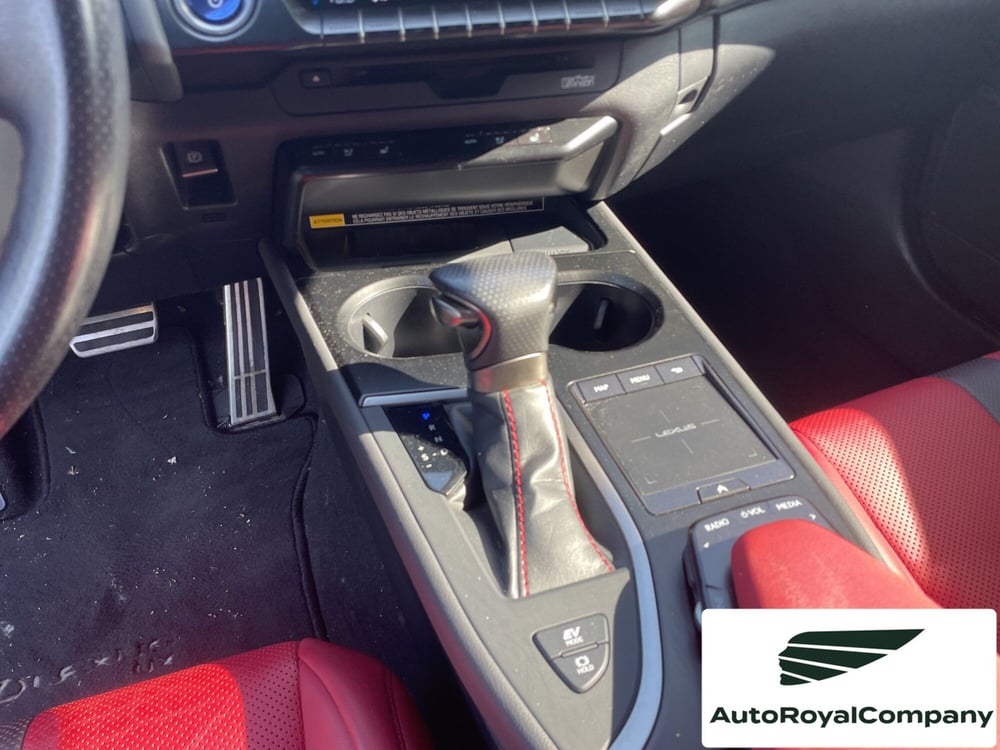 Lexus UX usata a Roma (13)