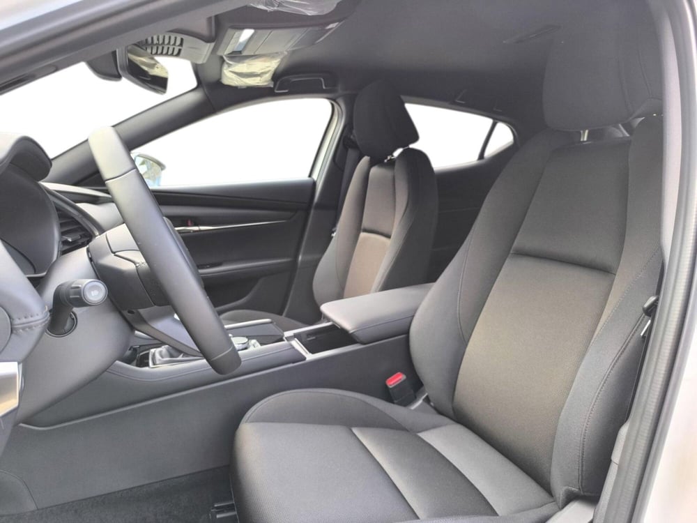 Mazda Mazda3 nuova a Udine (8)