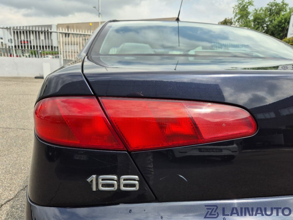 Alfa Romeo 166 usata a Milano (10)