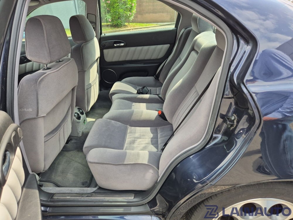 Alfa Romeo 166 usata a Milano (14)
