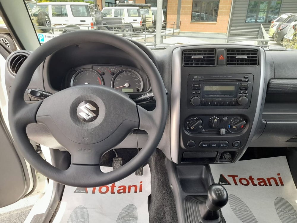 Suzuki Jimny usata a L'Aquila (12)