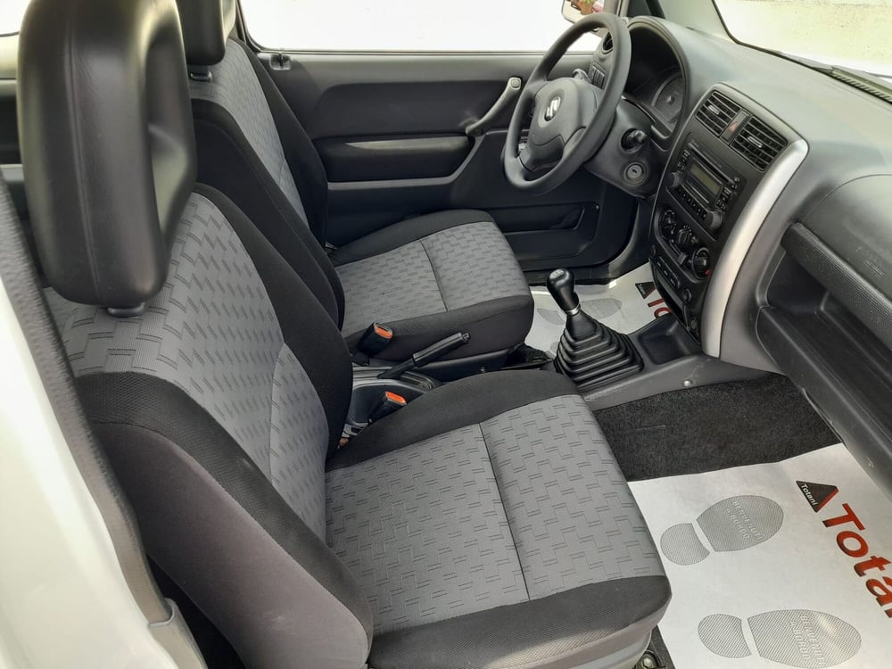 Suzuki Jimny usata a L'Aquila (9)