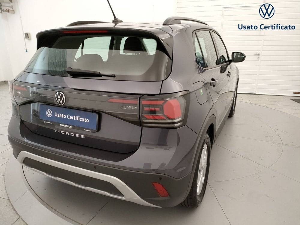 Volkswagen T-Cross usata a Varese (8)