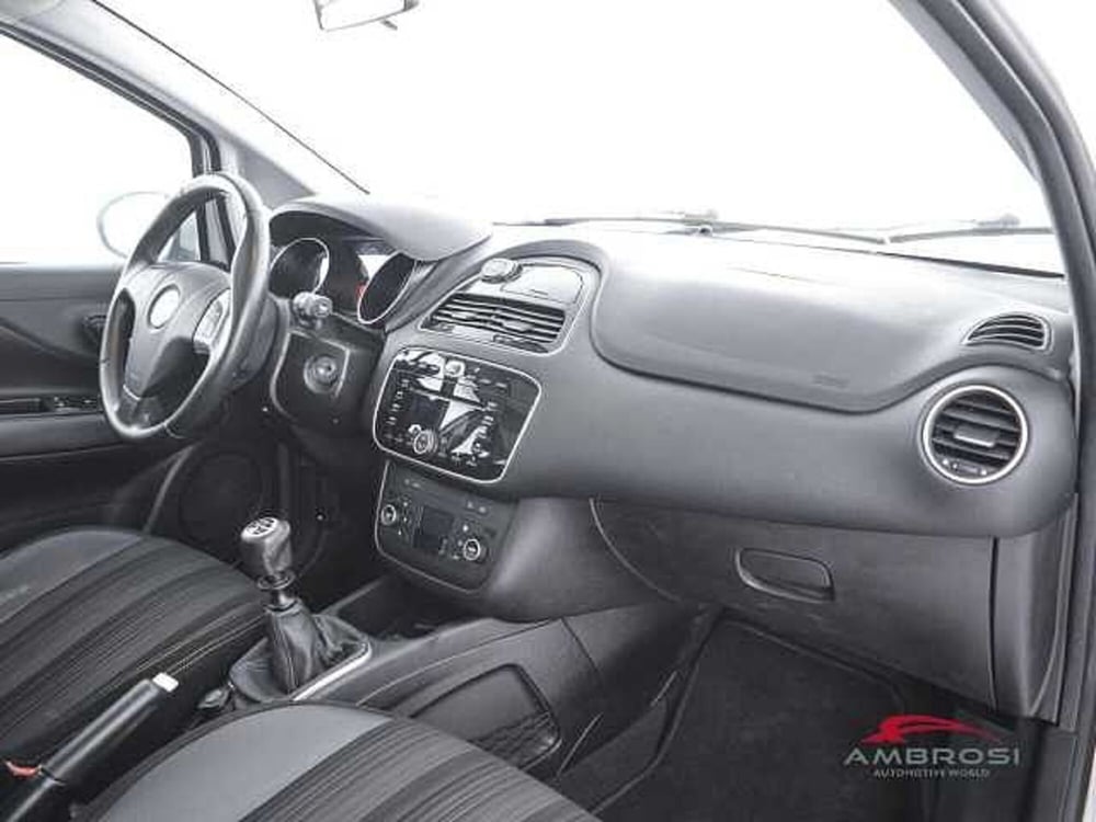 Fiat Punto Evo usata a Viterbo (12)