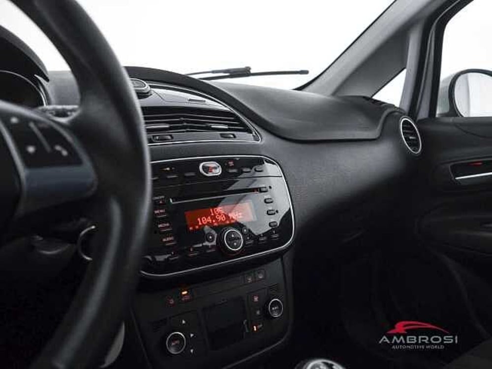 Fiat Punto Evo usata a Viterbo (18)