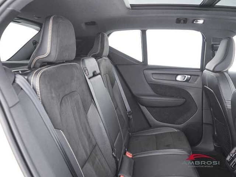 Volvo XC40 usata a Viterbo (11)