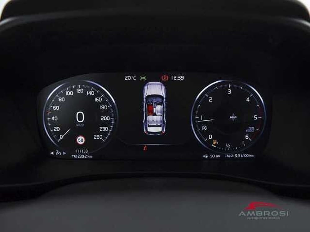 Volvo XC40 usata a Viterbo (13)